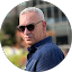 Profile photo of Elkin Martinez