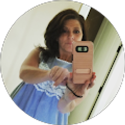 Profile photo of Natalie Hunter