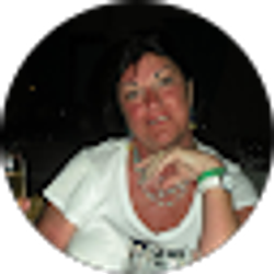 Profile photo of Lee Moreland