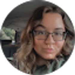 Profile photo of Lyndsey Waters