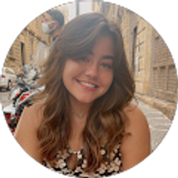 Profile photo of Maya Anderson