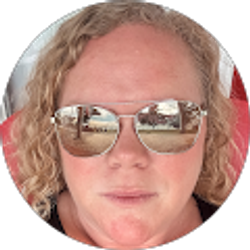 Profile photo of Maggie Miller