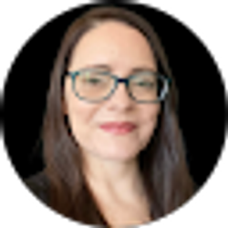 Profile photo of Amanda Laird