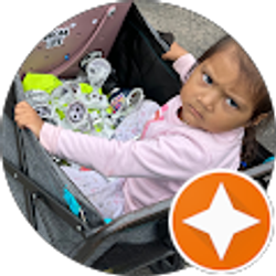 Profile photo of Andrea Flores