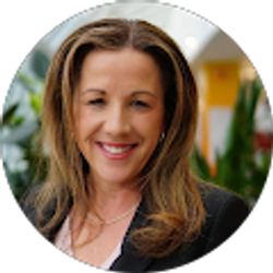 Profile photo of Aura Thornton