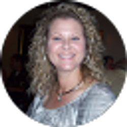 Profile photo of Julia Rawlings