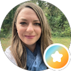 Profile photo of Elizabeth Carlson