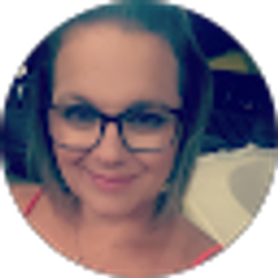 Profile photo of Laura Poladsky