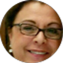 Profile photo of Ines Lochart