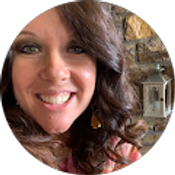 Profile photo of Lori Thompson
