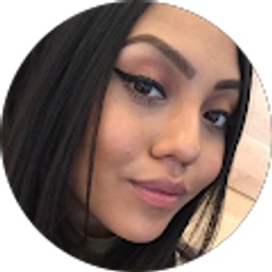 Profile photo of Leslie Flowers