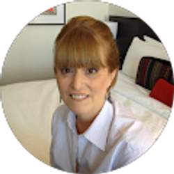 Profile photo of Vivian Loewenstern