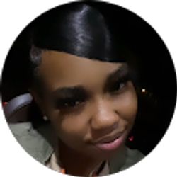 Profile photo of Lauryn Williams