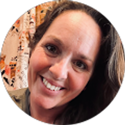 Profile photo of Amanda Sook