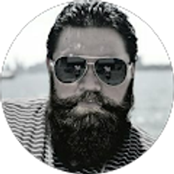 Profile photo of Vincent Reyes