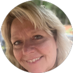 Profile photo of Donna Eason