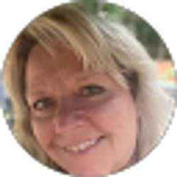 Profile photo of Donna Eason