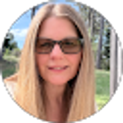 Profile photo of Debbie Boyle