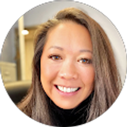 Profile photo of Lisa Leonard