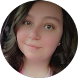 Profile photo of Hollie Moretz