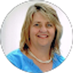 Profile photo of Michelle Bradley