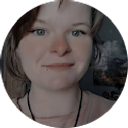 Profile photo of Amanda Roeser