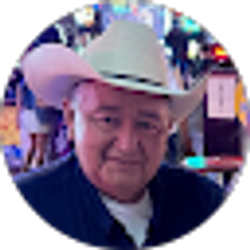 Profile photo of Robert Contreras
