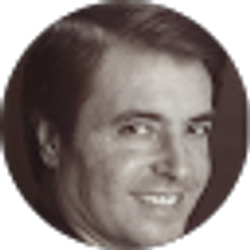 Profile photo of Oscar Menoyo