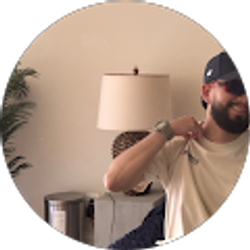 Profile photo of Alexis Diaz