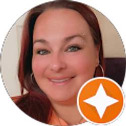 Profile photo of Stephanie Faddis