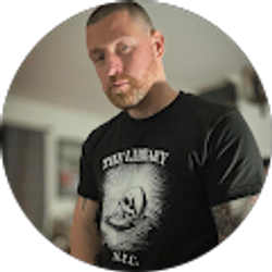 Profile photo of Ren Rovi