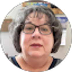 Profile photo of Lisa Ladd