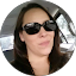 Profile photo of Loni Rutherford