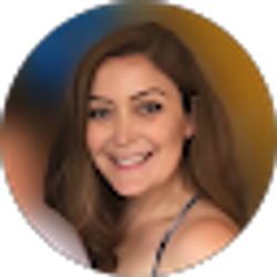 Profile photo of Jaquelyn Manougian