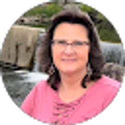 Profile photo of Melissa Newell