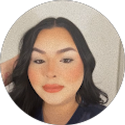 Profile photo of Vicky yanez