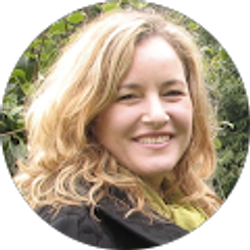Profile photo of Julie Carroll
