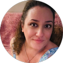 Profile photo of Lynn Adams