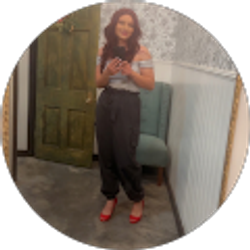 Profile photo of Yarisdi Castrellon