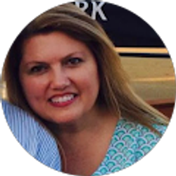 Profile photo of Lori Voss