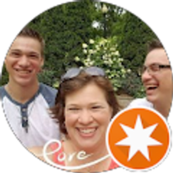 Profile photo of Rachel Bussey