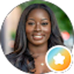 Profile photo of Alexis Holmes