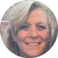 Profile photo of Aly Breeze