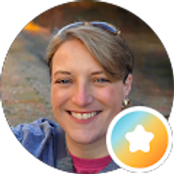 Profile photo of Lindsay Stahl