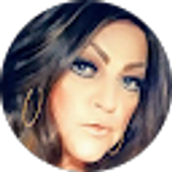Profile photo of Roxanna