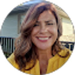 Profile photo of April Nelson