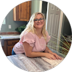 Profile photo of Ariel Lattin