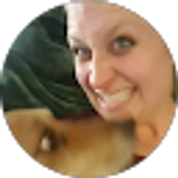 Profile photo of April M (Aprilicious)