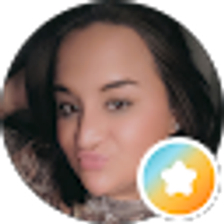 Profile photo of Kayla Nieves