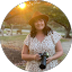Profile photo of Sarah Lewis (Sarah Lewis Photography)